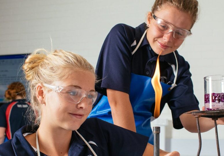 homepage-slider-science-labs