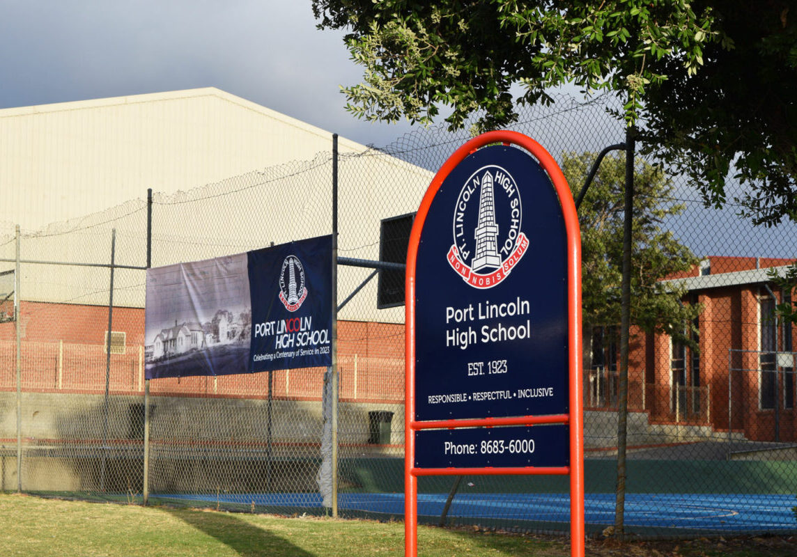 new-plhs-signs-1