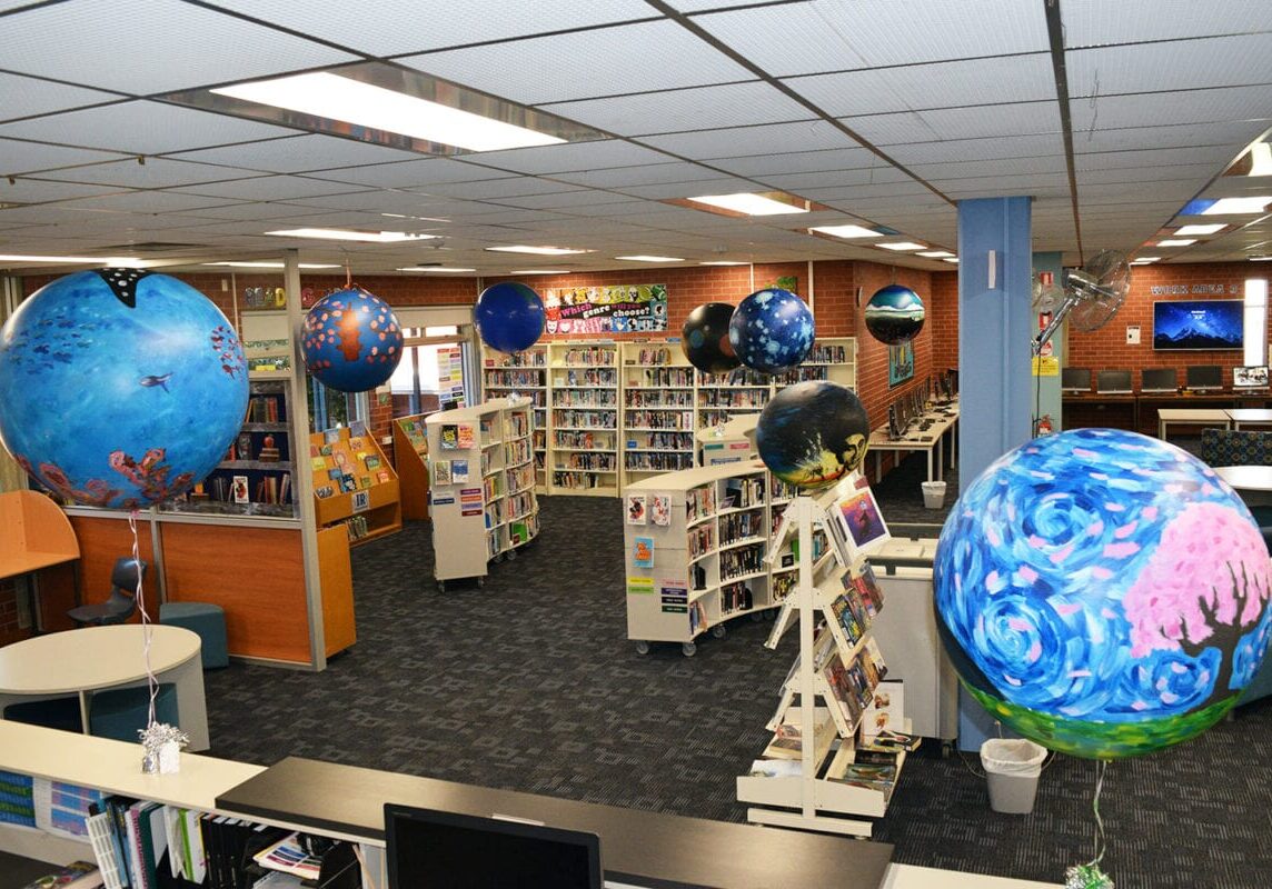painted-balloons-for-book-week-1