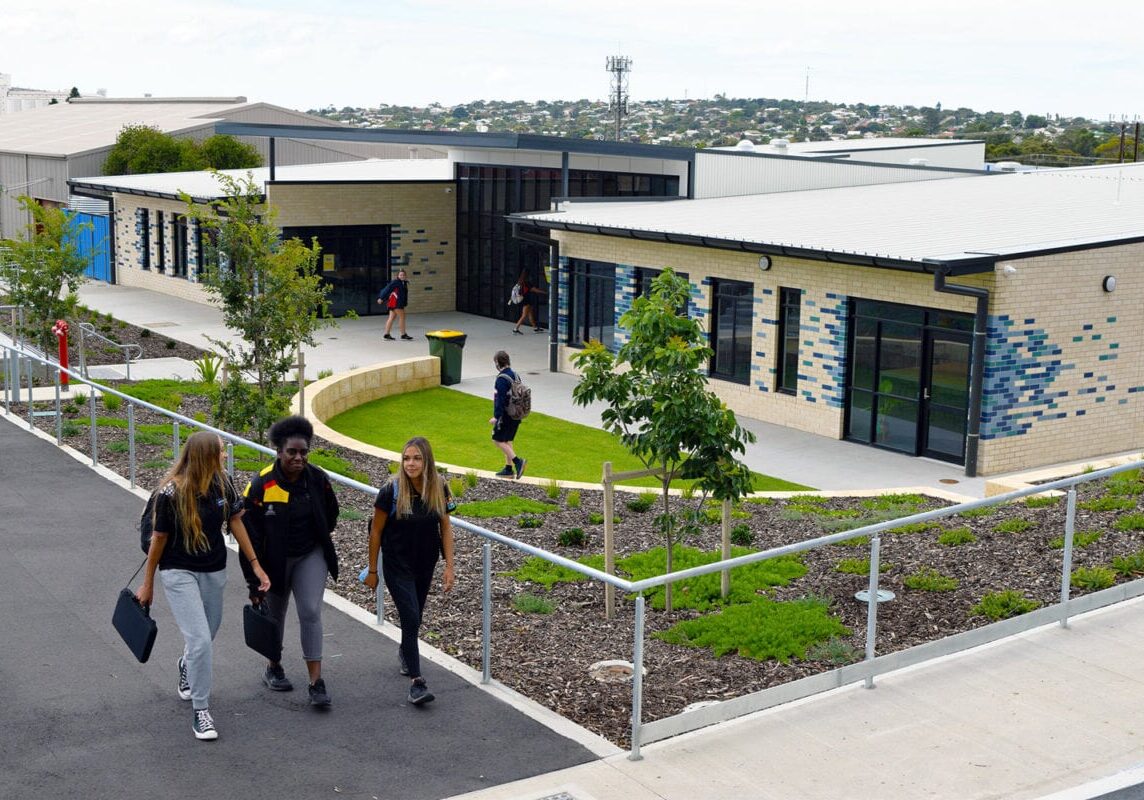 Specialist-Building-Exterior