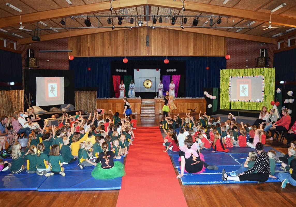 year-9-panto-mulan-1